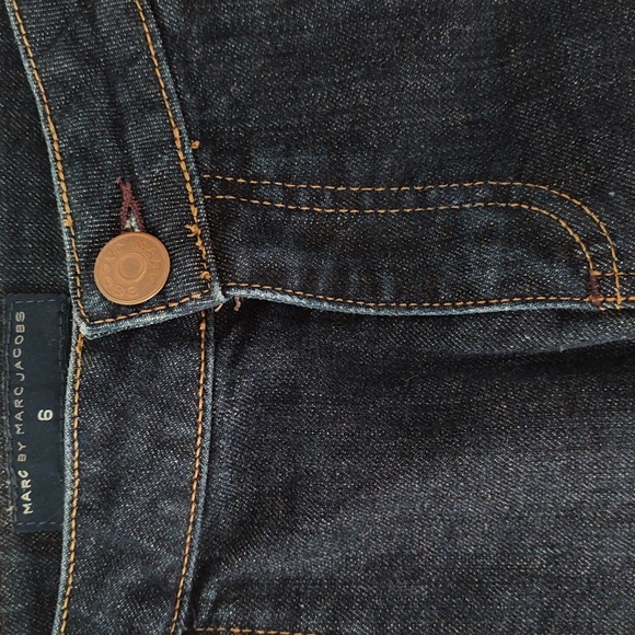 Marc by Marc Jacobs low rise denim shorts. - Picture 3 of 15